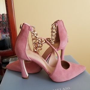 New Antonio Melani heels size 7.5 (Best offer)